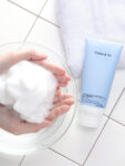 PYUNKANG YUL Low pH Pore Deep Cleansing Foam – Limpiador facial suave y calmante.