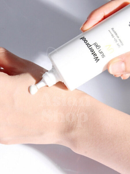 SKIN79 Water Wrapping Waterproof Sun Gel SPF50+ PA++++