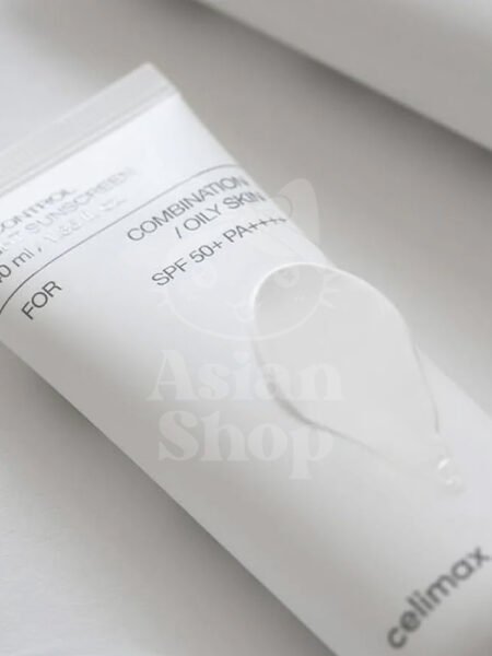 CELIMAX Oil Control Light Sunscreen SPF50+ PA++++