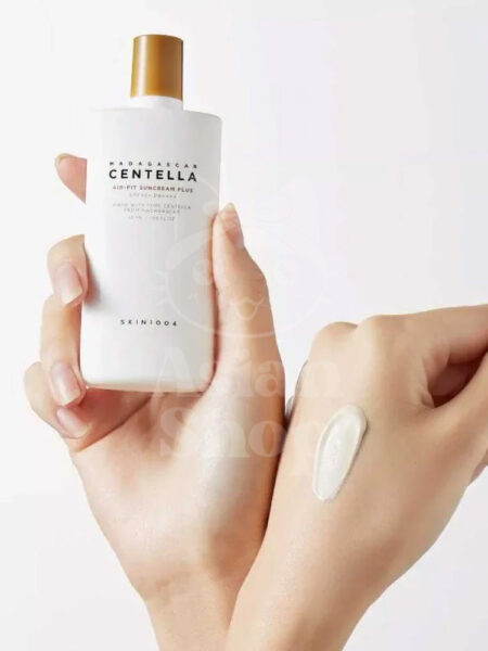 SKIN1004 Madagascar Centella Air-Fit Suncream Plus